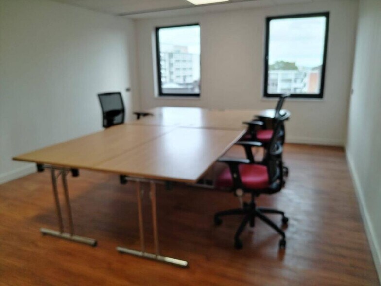 15 College Rd, Harrow à louer - Photo de l’immeuble – Image 3 sur 22