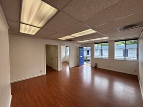 930 Alhambra Blvd, Sacramento, CA à louer Photo intérieure– Image 1 sur 3