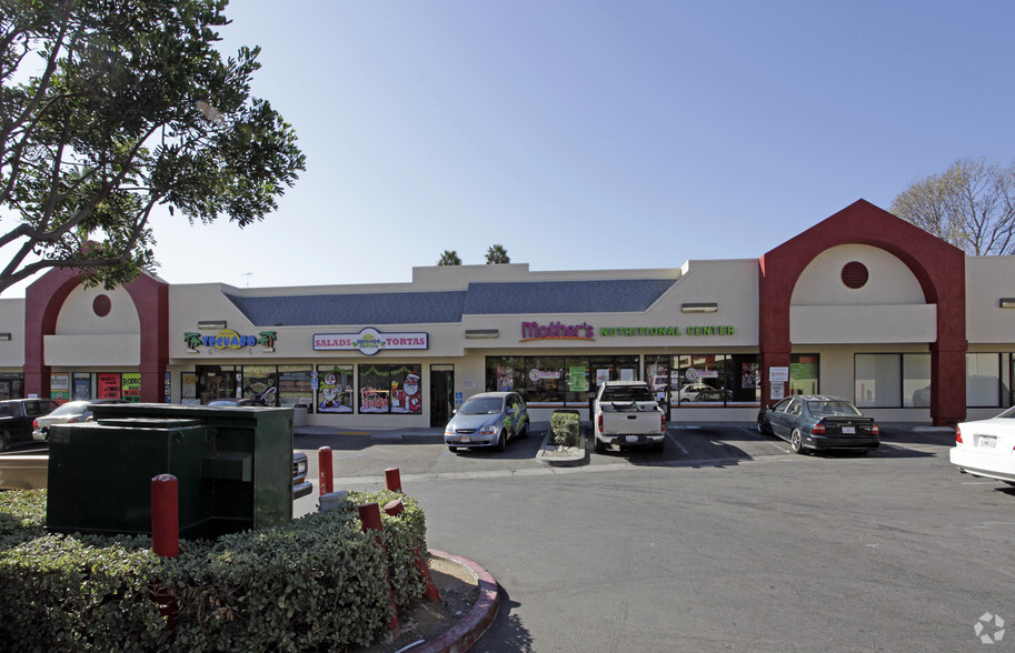 4676-4696 Market St, San Diego, CA à louer - Photo de l’immeuble – Image 3 sur 5