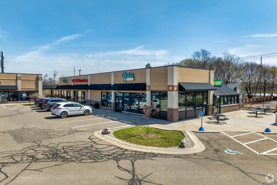 2925-3029 Oakland Dr, Kalamazoo, MI à louer - Photo de l’immeuble – Image 2 sur 2