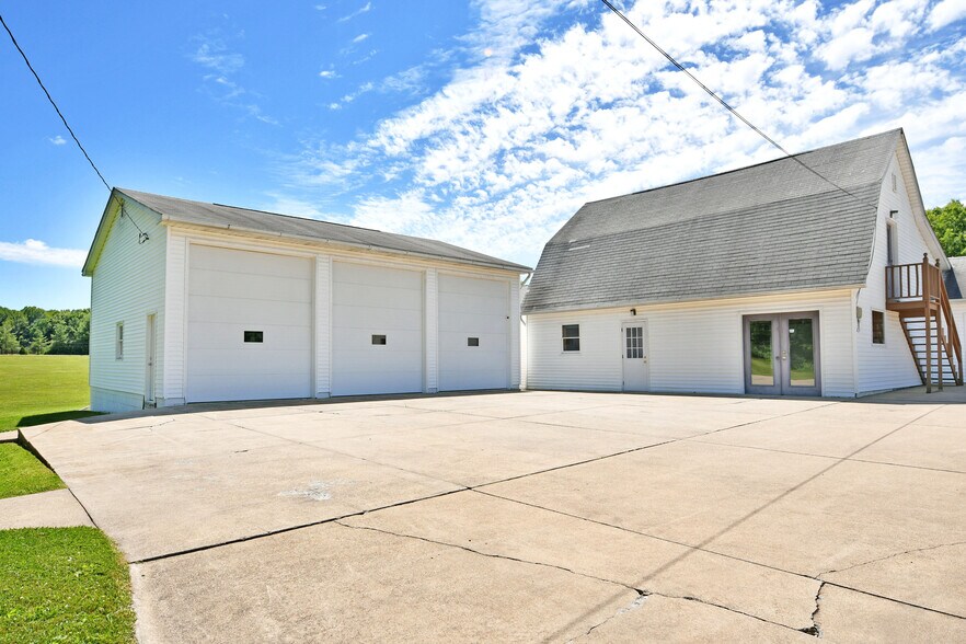 4085 Herner County Line Rd, Southington, OH à vendre - Photo de l’immeuble – Image 2 sur 50