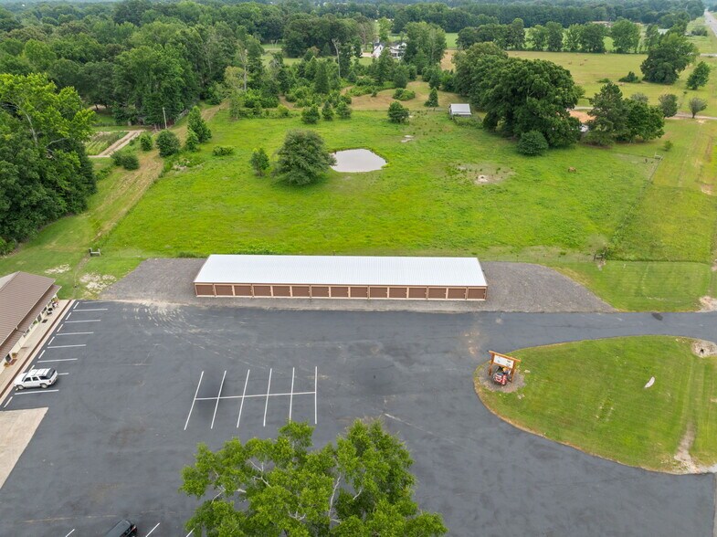 11070 Highway 20, Florence, AL à vendre - Photo de l’immeuble – Image 2 sur 22