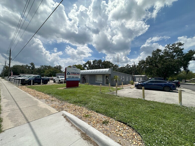 2800 S Sanford Ave, Sanford, FL à louer - Photo de l’immeuble – Image 2 sur 12