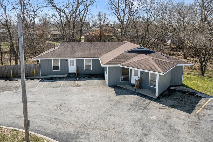 205 Southbrook Pky, Kearney, MO à vendre - Photo de l’immeuble – Image 2 sur 68