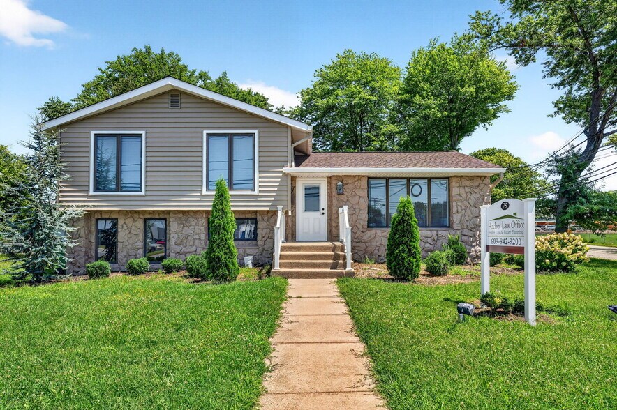79 S Maple Ave, Marlton, NJ à vendre - Photo de l’immeuble – Image 2 sur 35