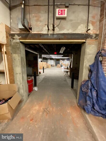 1900 E Clementine St, Philadelphia, PA à vendre - Photo de l’immeuble – Image 3 sur 6