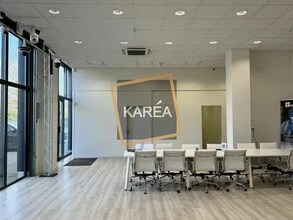 Local d’activités dans Serris à louer Photo intérieure– Image 2 sur 4