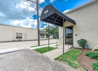 Plus de détails pour 104 S Hood St, Alvin, TX - Local d'activités à louer