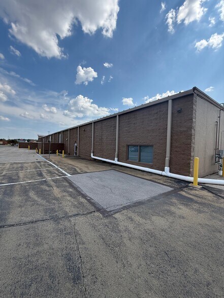 934-942 Valley Creek Dr, Farmington, MO à louer - Photo de l’immeuble – Image 3 sur 21