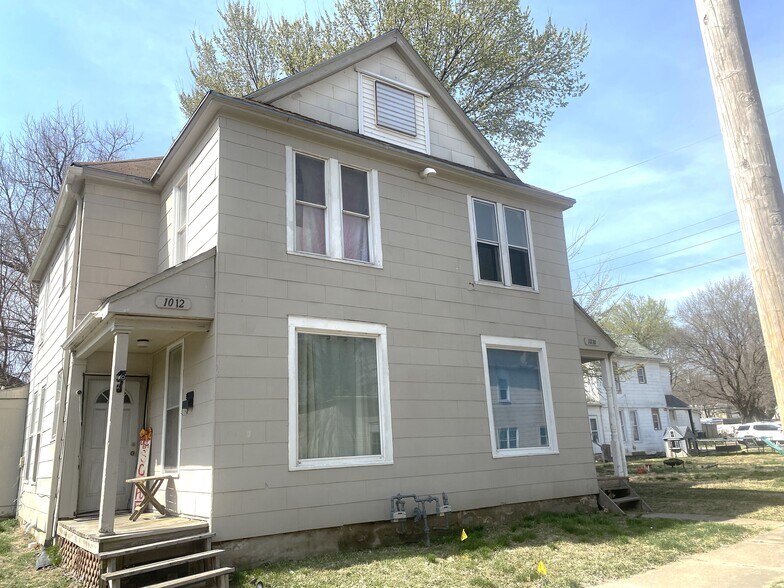 1010 S 18th St, Saint Joseph, MO à vendre - Photo de l’immeuble – Image 2 sur 3