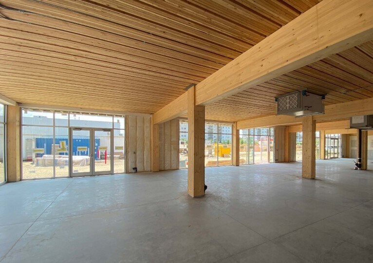 750 Vaughan Av, Kelowna, BC à louer - Photo intérieure – Image 2 sur 3