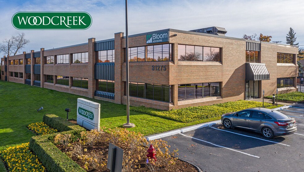 31275 Northwestern Hwy, Farmington Hills, MI à louer - Photo principale – Image 1 sur 9