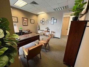 5353 Williams Dr, Georgetown, TX à louer Photo intérieure– Image 2 sur 4