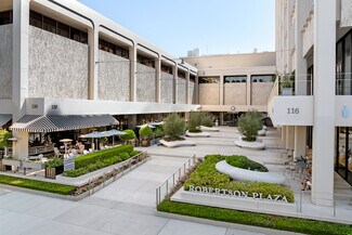 Plus de détails pour 116-120 N Robertson Blvd, West Hollywood, CA - Local commercial à louer