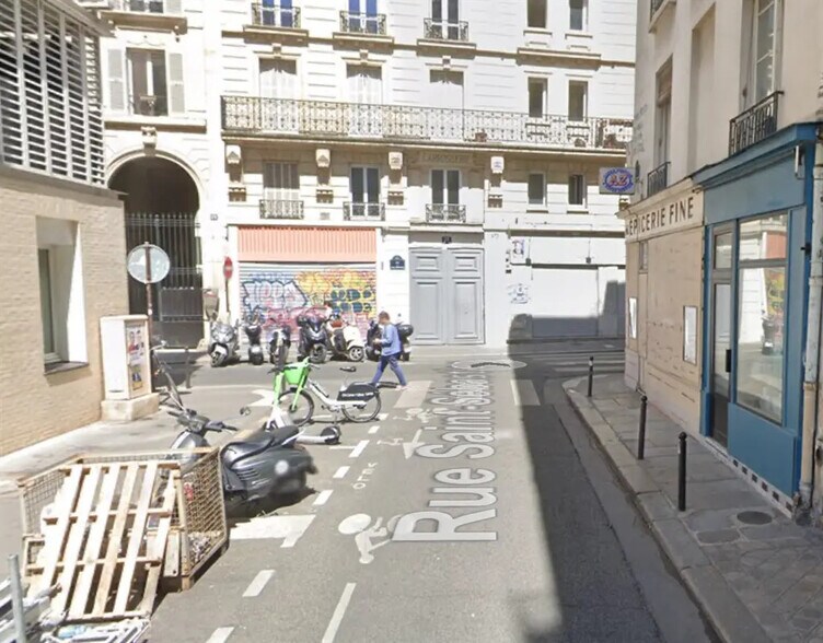 Local commercial dans Paris à louer - Photo de l’immeuble – Image 2 sur 4