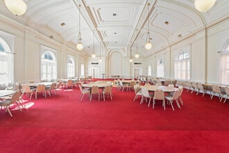 216 Crown St, New Haven, CT à louer Photo intérieure– Image 1 sur 18