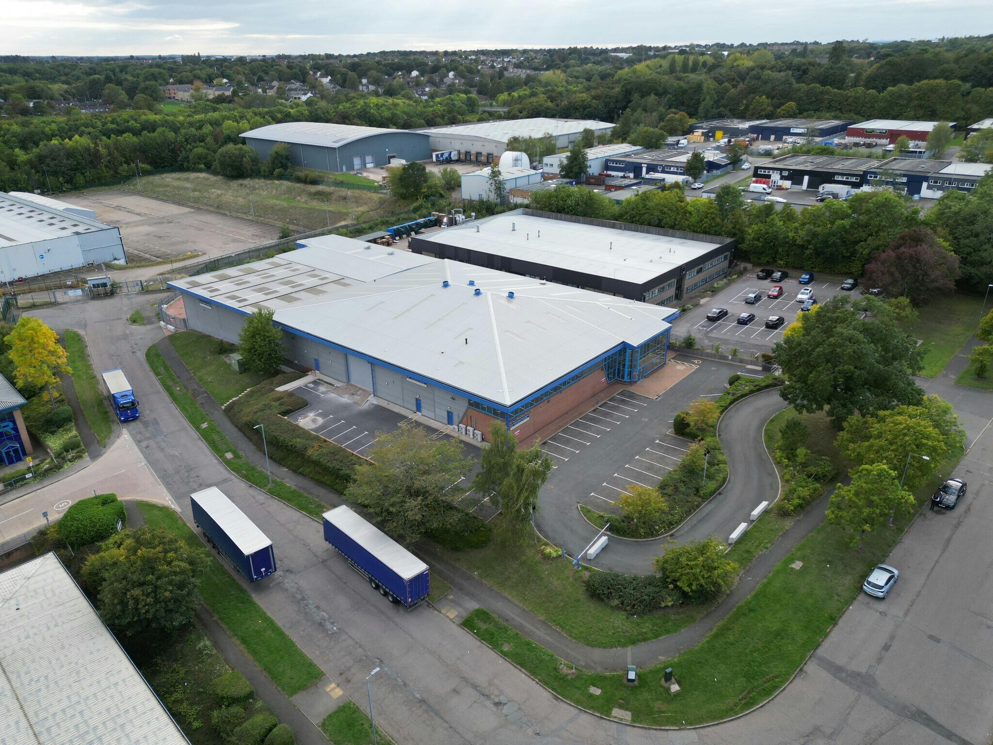 South Portway Clos, Northampton à louer Photo de l’immeuble– Image 1 sur 3
