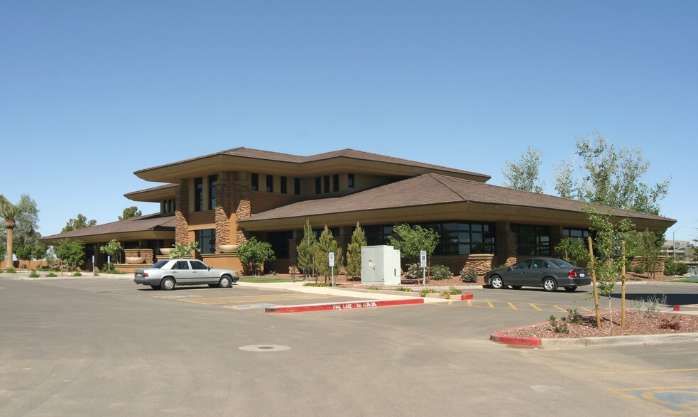 3155-3165 S Price Rd, Chandler, AZ à louer - Photo de l’immeuble – Image 3 sur 8