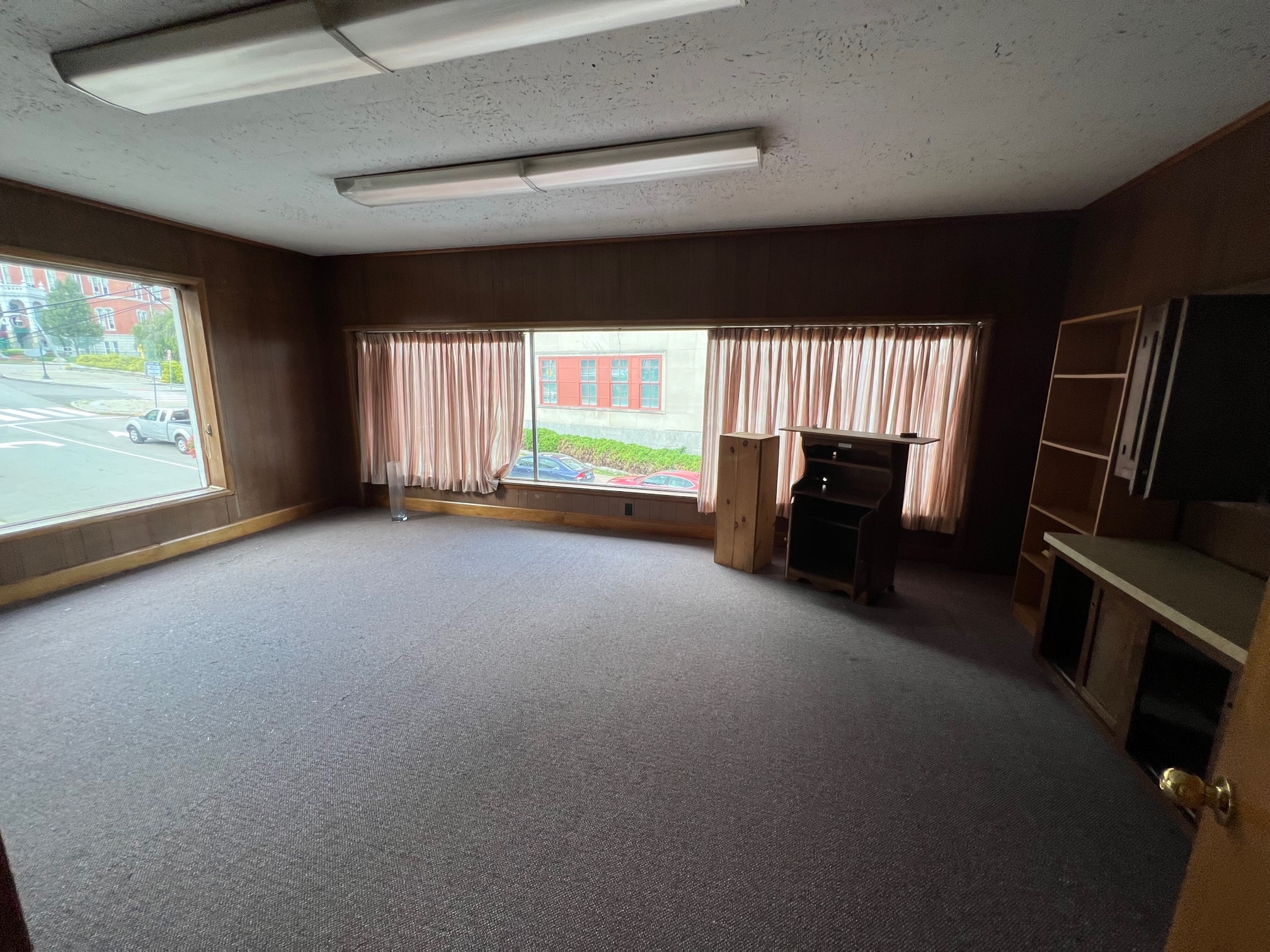 11 Bath St, Norwich, CT à vendre Photo intérieure– Image 1 sur 14