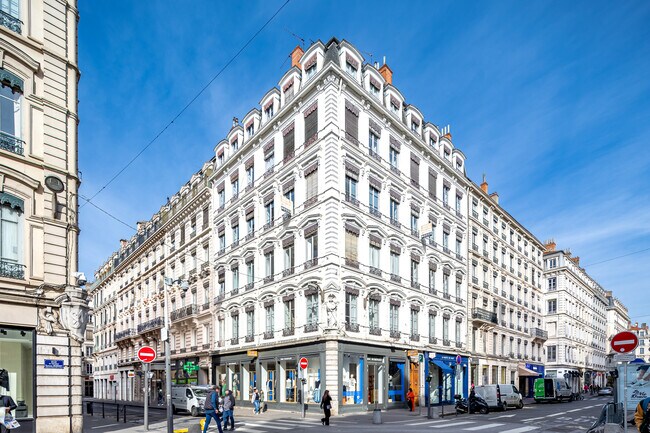 Plus de détails pour 54 Rue Président Edouard Herriot, Lyon - Bureau à louer