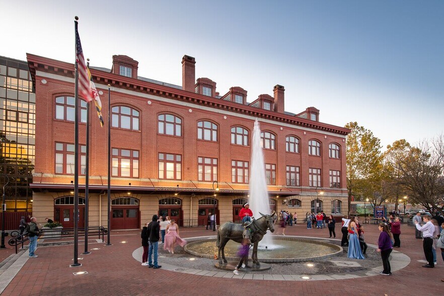 17 Howard St, Cumberland, MD à louer - Photo principale – Image 1 sur 16