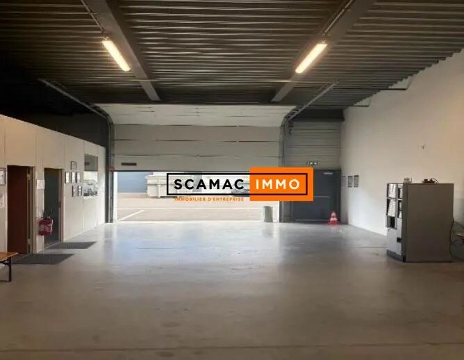 Industriel/Logistique dans Villeneuve-la-Garenne à louer - Photo de l’immeuble – Image 3 sur 12