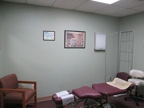 550 Park Ave, Freehold, NJ à louer Photo intérieure– Image 2 sur 5