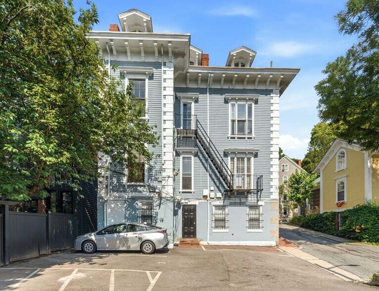 122 Benefit St, Providence, RI à vendre - Photo de l’immeuble – Image 3 sur 8