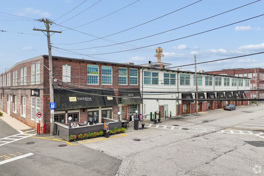 1 Bridge St, Irvington, NY à louer - Photo de l’immeuble – Image 1 sur 11