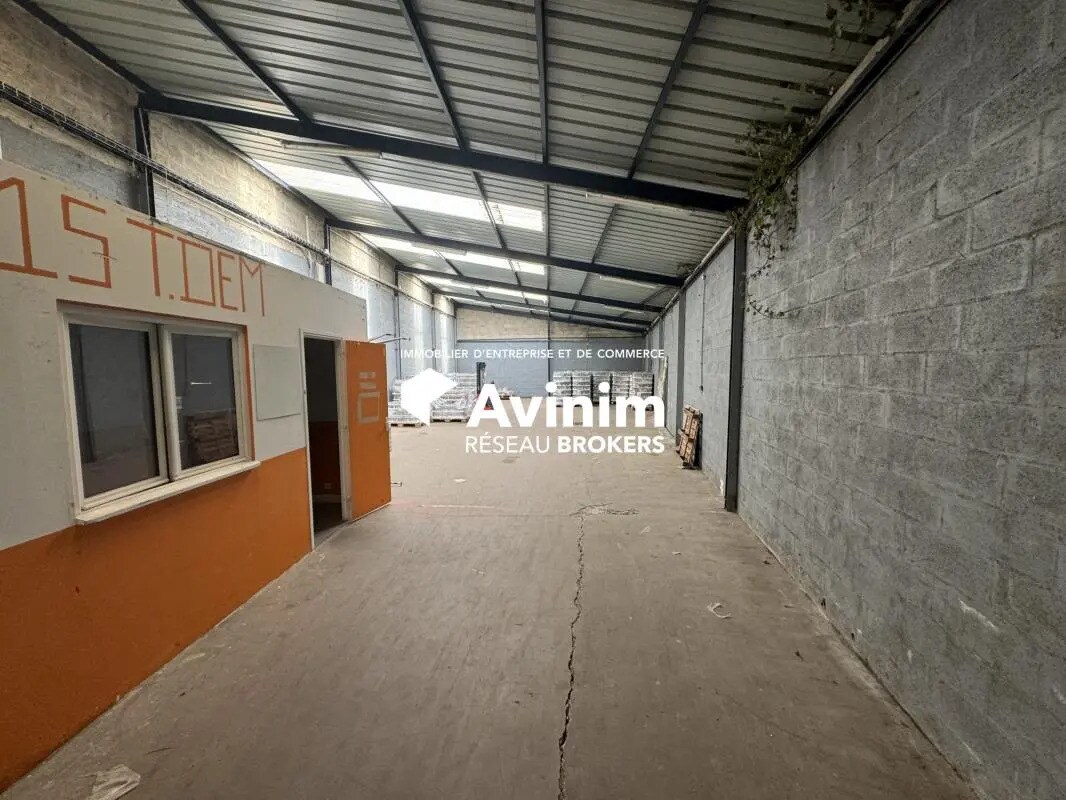Industriel/Logistique dans Villeneuve-la-Garenne à louer Photo intérieure– Image 1 sur 4