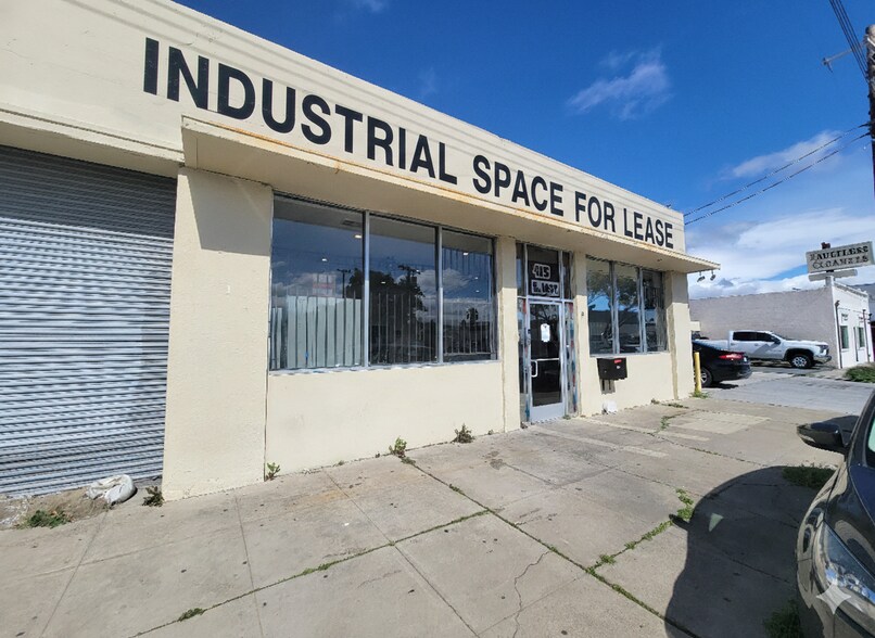 415 E 10th St, Pittsburg, CA à louer - Photo principale – Image 3 sur 43