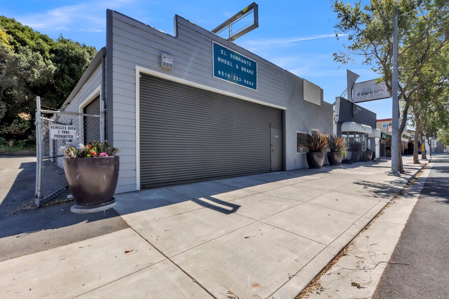 4040 San Pablo Dam Rd, El Sobrante, CA à vendre - Photo de l’immeuble – Image 3 sur 21