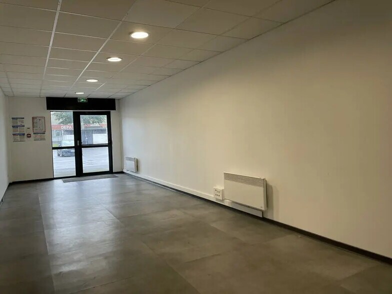 Bureau dans Le Havre à louer - Photo de l’immeuble – Image 1 sur 12