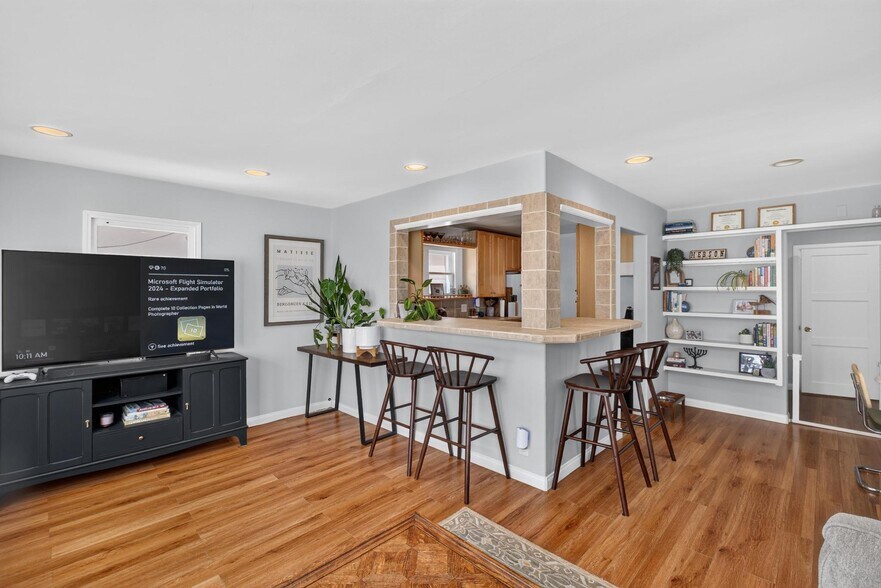 225 N Juanita Ave, Redondo Beach, CA à vendre - Photo de l’immeuble – Image 3 sur 14