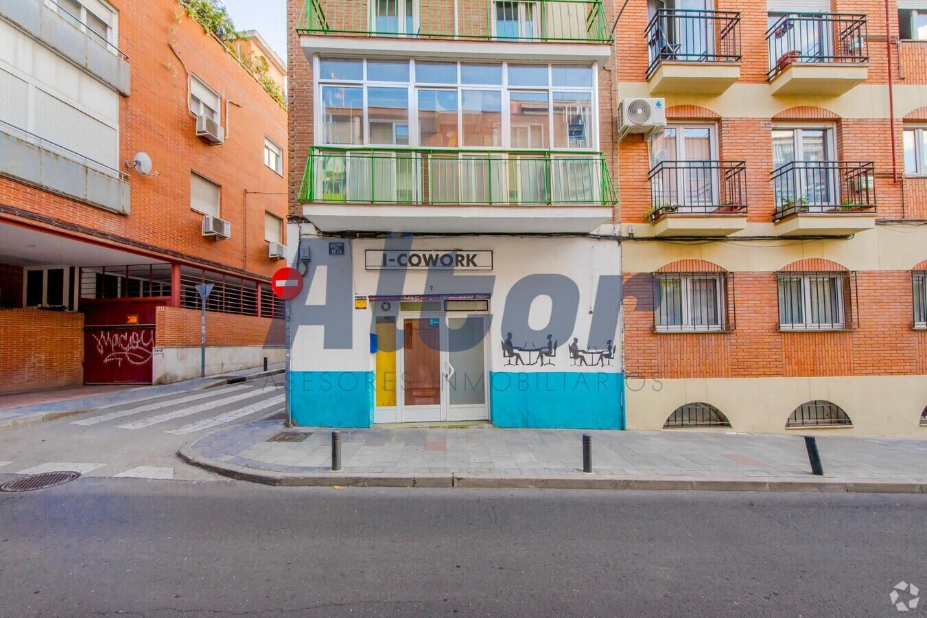 Calle Veza, 7, Madrid, MAD 28029 - Lot Puerta DR -  - Photo intérieure - Image 1 of 22