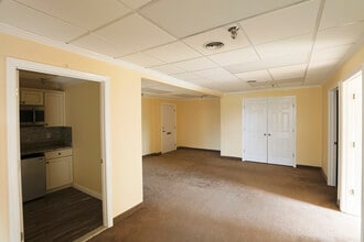 445 Brick Blvd, Brick, NJ à louer Photo intérieure– Image 2 sur 10