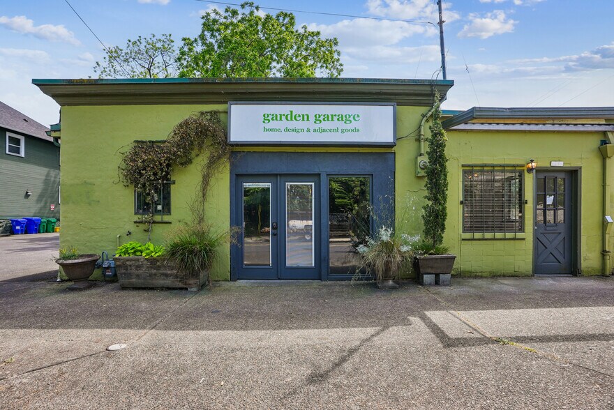 1114 SE Clay St, Portland, OR à vendre - Photo de l’immeuble – Image 2 sur 30