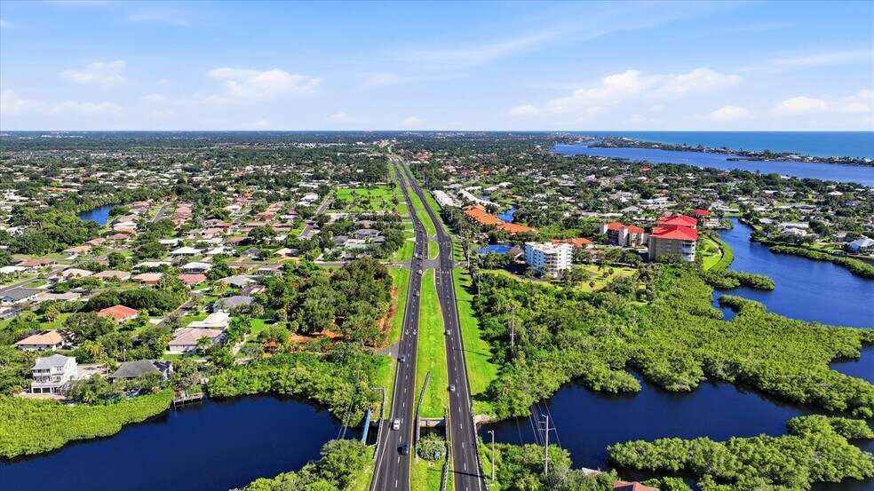 2099 S Tamiami Trl, Osprey, FL à vendre - Photo de l’immeuble – Image 2 sur 14