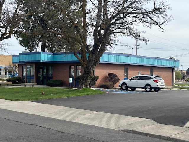6208 N Colton St, Spokane, WA à vendre - Photo de l’immeuble – Image 2 sur 4