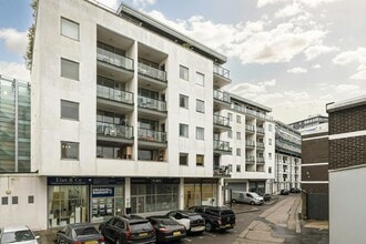 83 Crampton St, Londres à louer Photo de l’immeuble– Image 2 sur 9