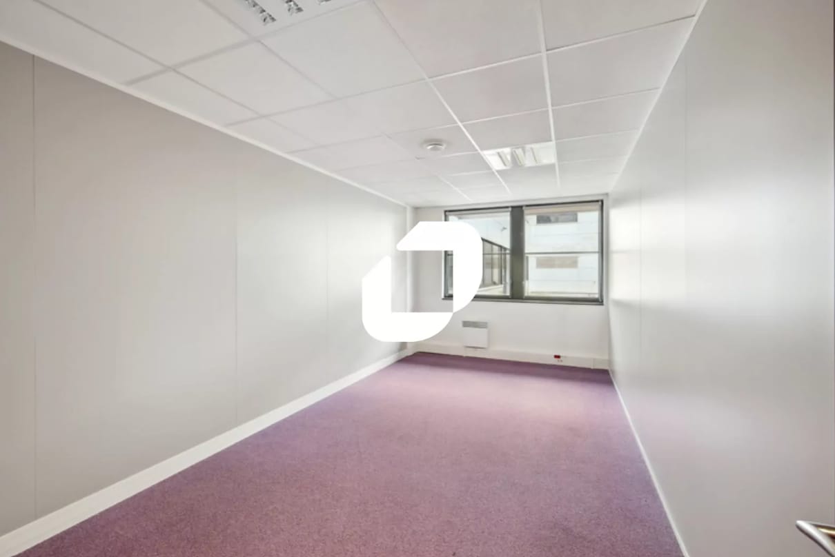 Bureau dans Bruyères-le-Châtel à louer Photo intérieure– Image 1 sur 4