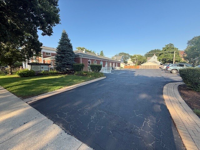 47 S 6th Ave, La Grange, IL à louer - Photo de l’immeuble – Image 3 sur 8