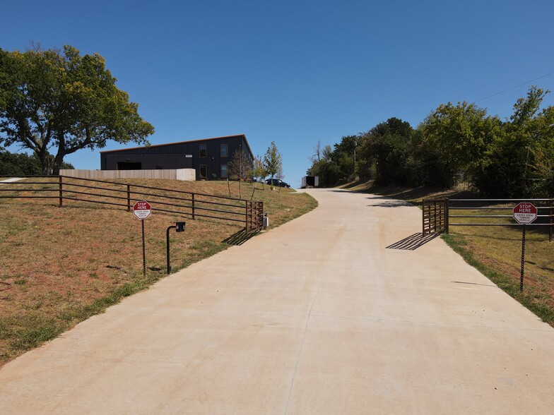 8524 N Sooner Rd, Oklahoma City, OK à louer - Photo de l’immeuble – Image 3 sur 11