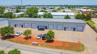 Plus de détails pour 8221 N Glade Ave, Oklahoma City, OK - Local d'activités à louer