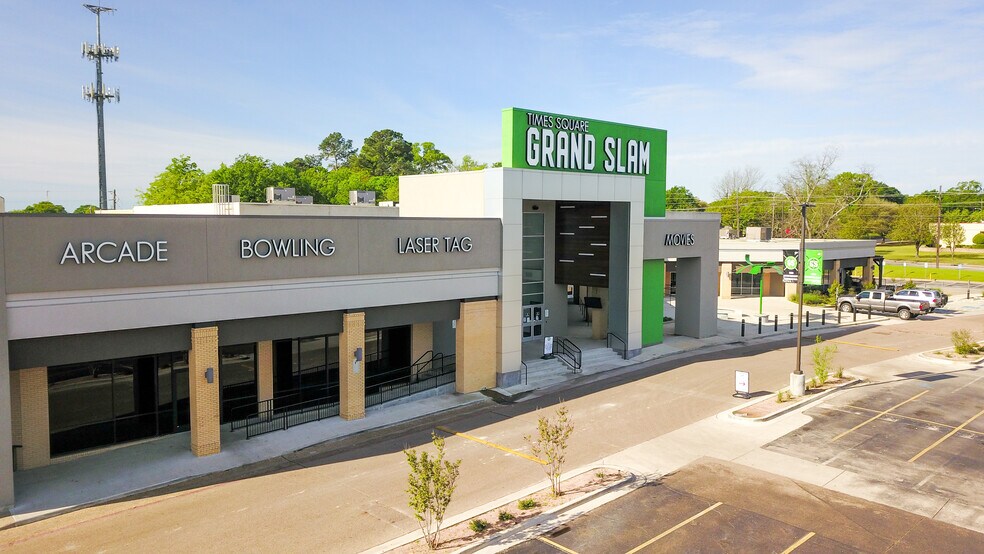 5201 S Broadway Ave, Tyler, TX à louer - Photo de l’immeuble – Image 2 sur 5