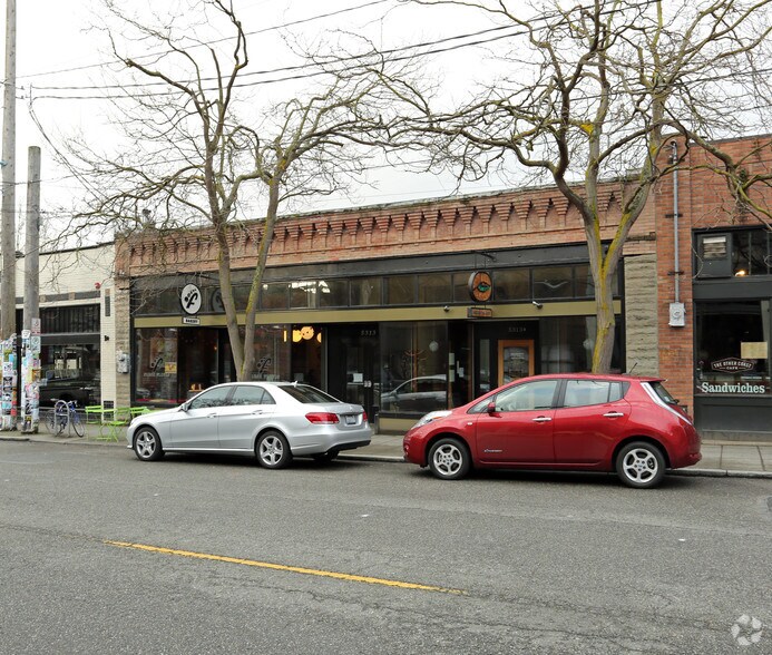 5313 Ballard Ave, Seattle, WA à vendre - Photo de l’immeuble – Image 2 sur 4