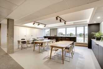 22 Quai Gallieni, Suresnes à louer Photo intérieure– Image 2 sur 2