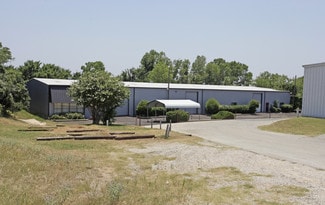Plus de détails pour 1261 W Hurst Blvd, Hurst, TX - Industriel/Logistique à louer