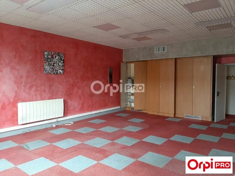 Bureau dans Valence à louer - Photo de l’immeuble – Image 1 sur 6