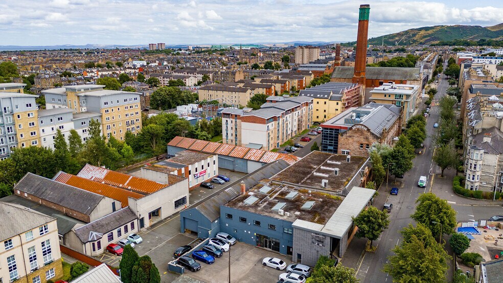 101 & 107A-C McDonald Road portefeuille de 3 biens à vendre sur LoopNet.fr - Photo de l’immeuble – Image 3 sur 17